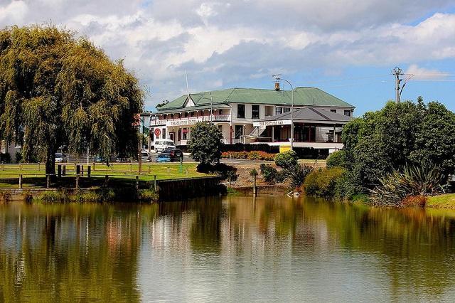 The Kentish Hotel Waiuku Екстер'єр фото